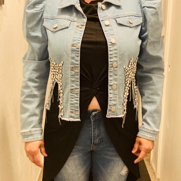 Jacket - Picture 8 of 11